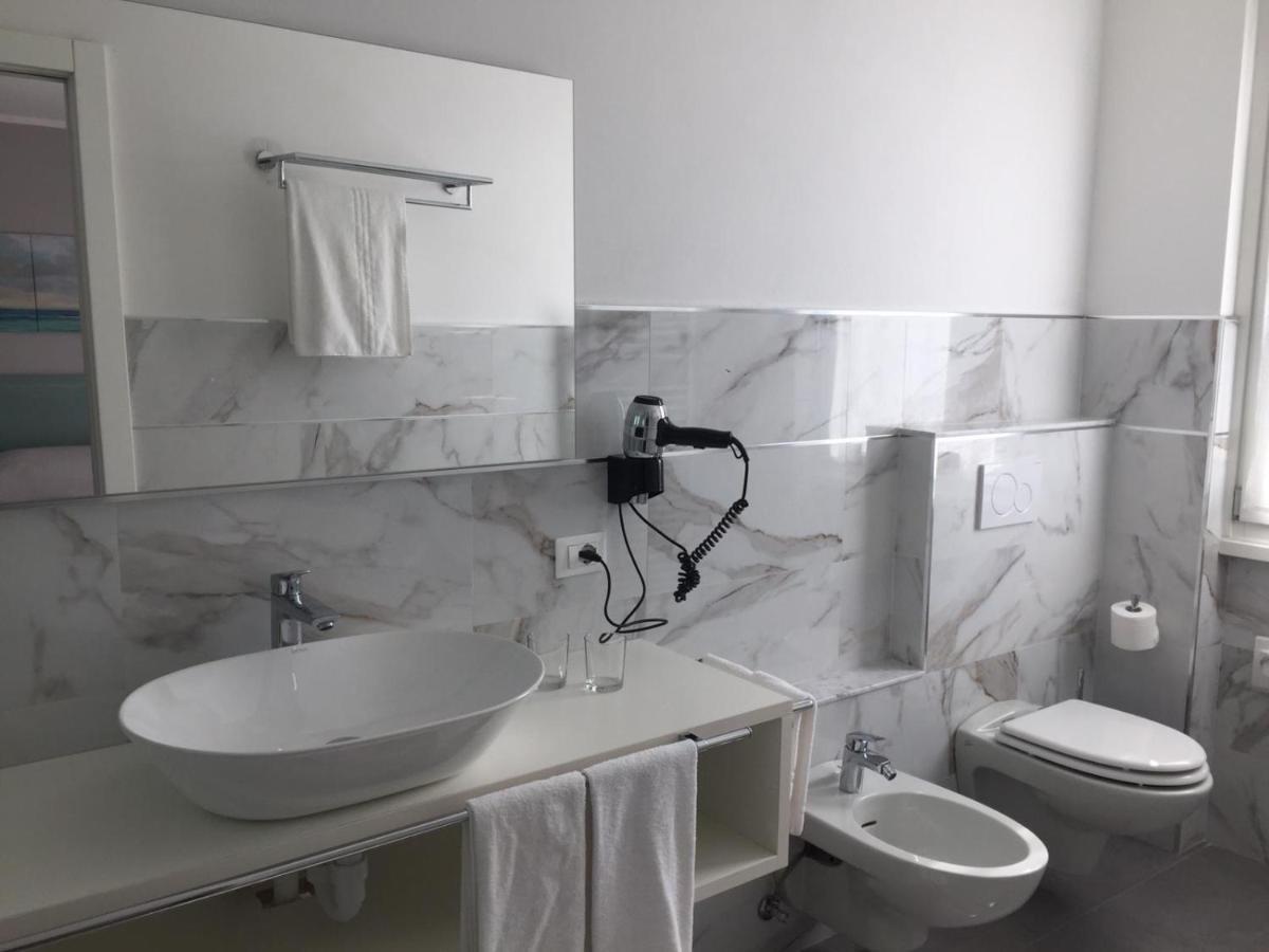 La Quiete Park Hotel Manerba del Garda Extérieur photo