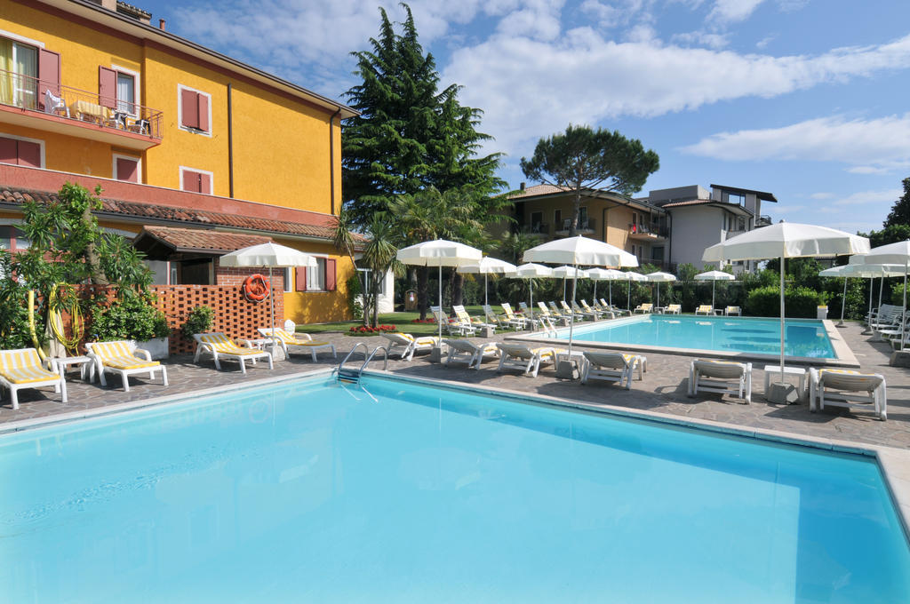 La Quiete Park Hotel Manerba del Garda Extérieur photo